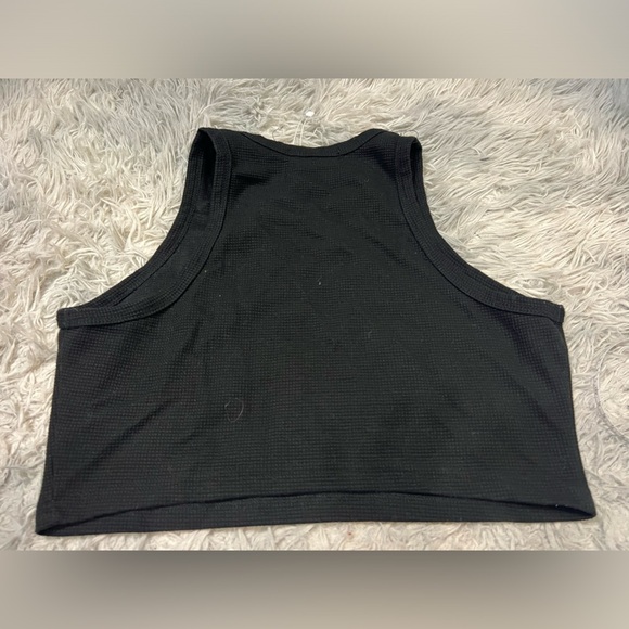NWOT Peiara Black Waffle Knit High Neck Crop Top Size Large - Picture 4 of 4